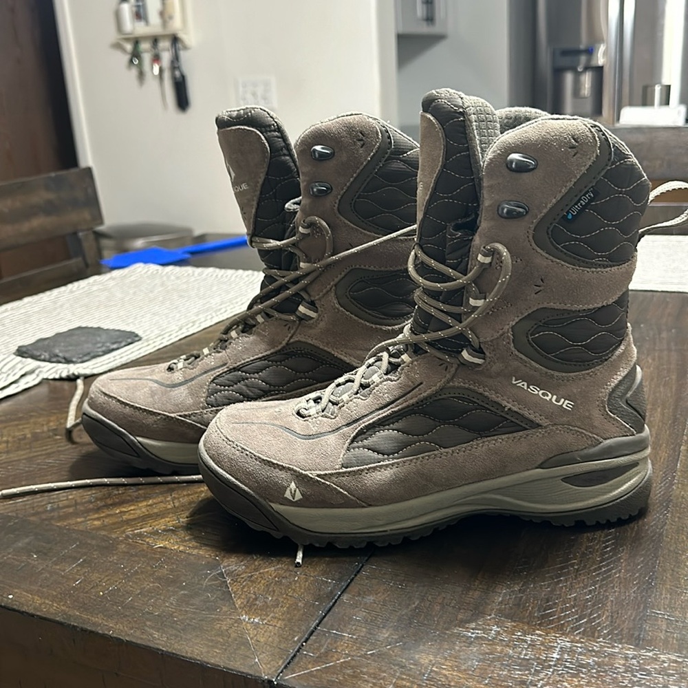 Vasque hiking boots
